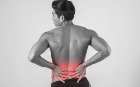 When Is Back Pain a Sign That You Need to See a Spine Specialist?