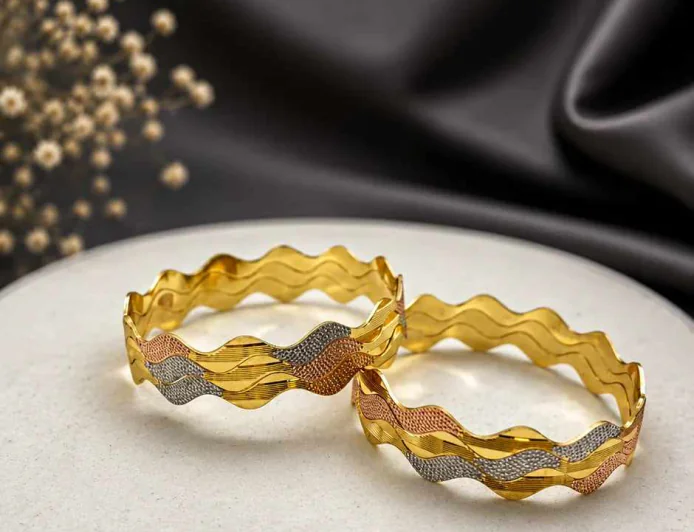 Gold Bangles as Gifts: What to Know Before You Buy