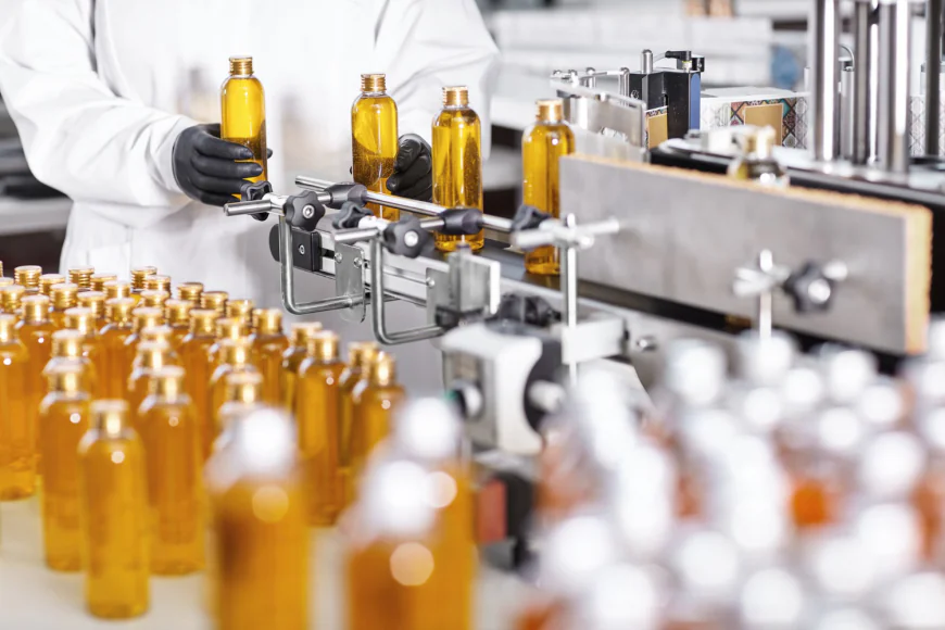 How Supply Chain Transparency Builds Trust in Essential Oil Manufacturing
