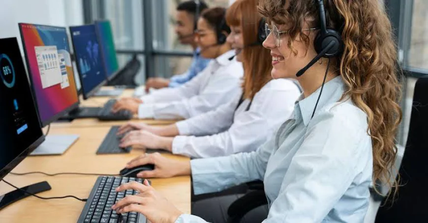 How Voice AI Helps Inbound Call Centers Manage High Call Volumes 24/7