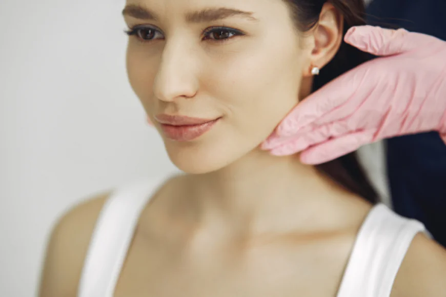 What Is Buccal Fat Removal and Who Is It Suitable For?
