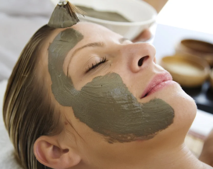 What Makes Dermamelan Treatment Popular for Uneven Tone?
