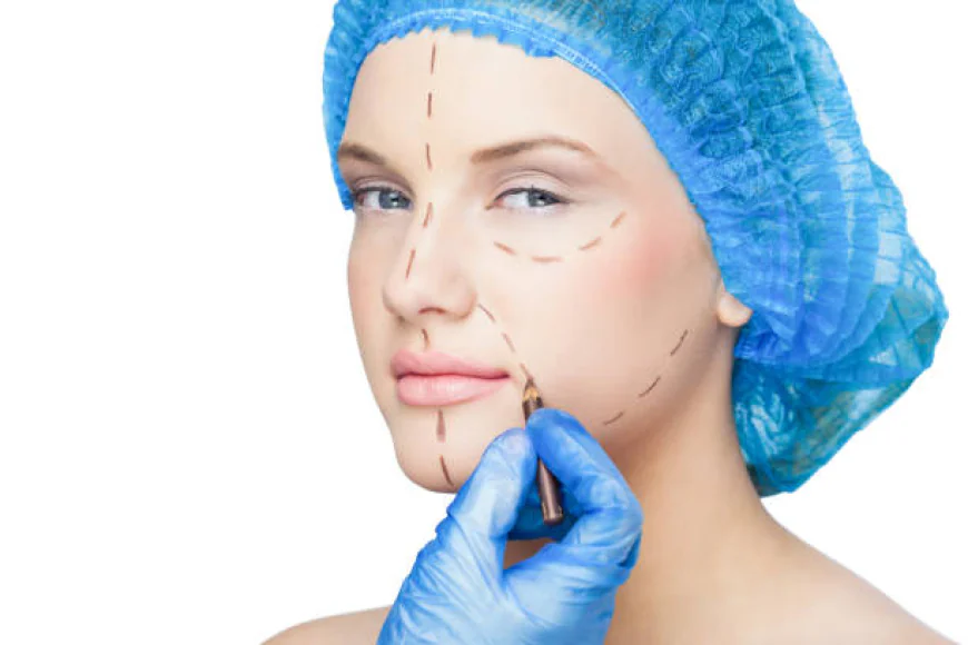 How Can Facelift Refresh an Aging Facial Appearance?