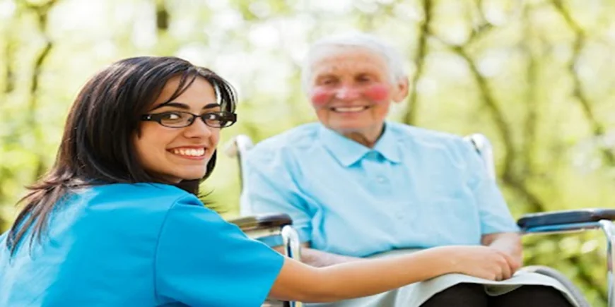 How to Live in Home Care in Toronto: Supports Aging Comfortably Every Day