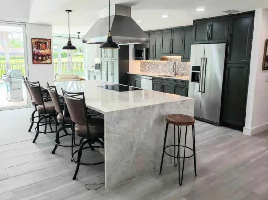 Professional Kitchen Hood Installation: DIY vs. Professional Cost