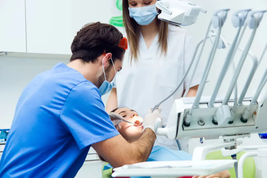 A Complete Guide to Maintaining Healthy Teeth and a Beautiful Smile