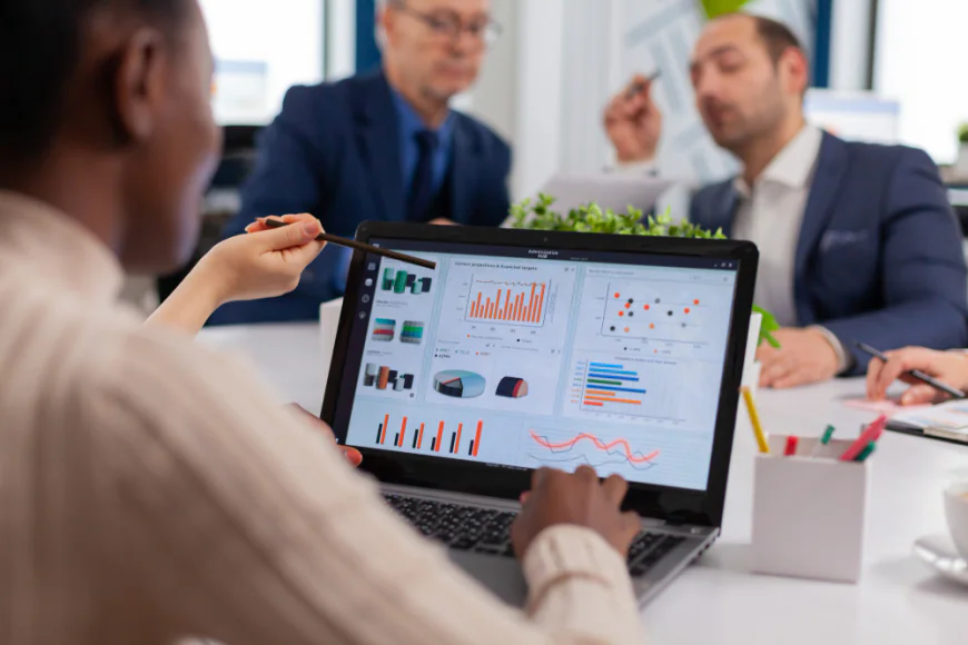 How ERP Software Helps Small and Medium-Sized Businesses Grow