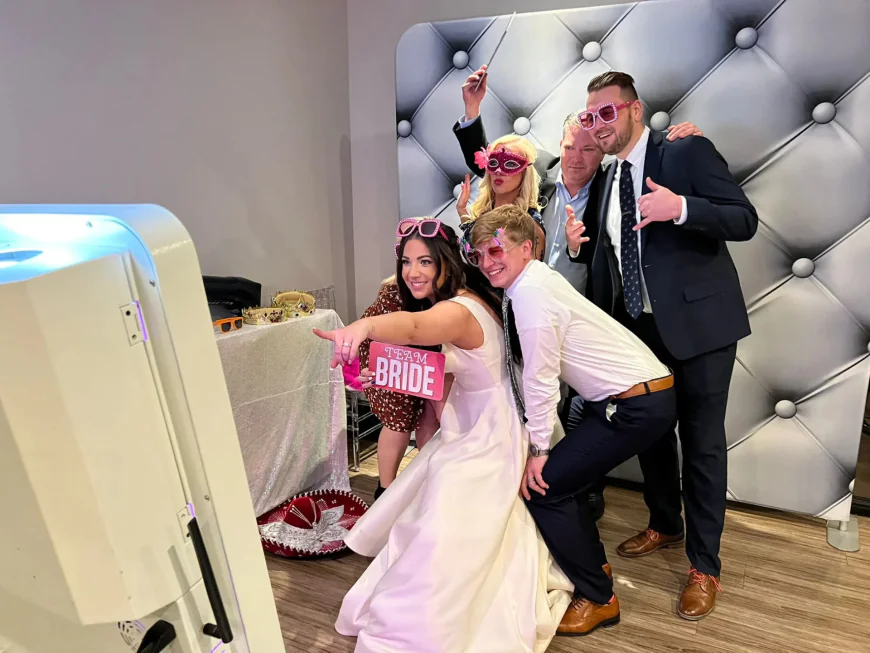 Wedding Photo Booths in Markham: A Fun Way to Capture Wedding Memories