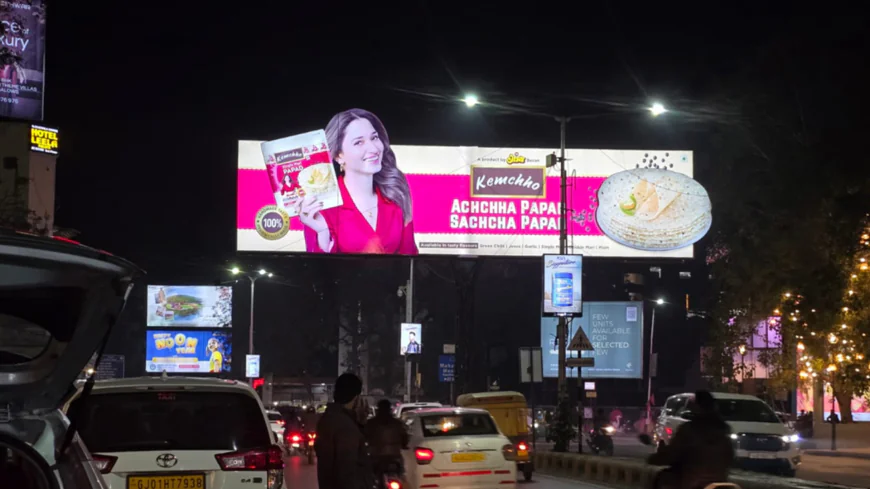How Digital Screens for Advertising Are Transforming Outdoor Campaigns