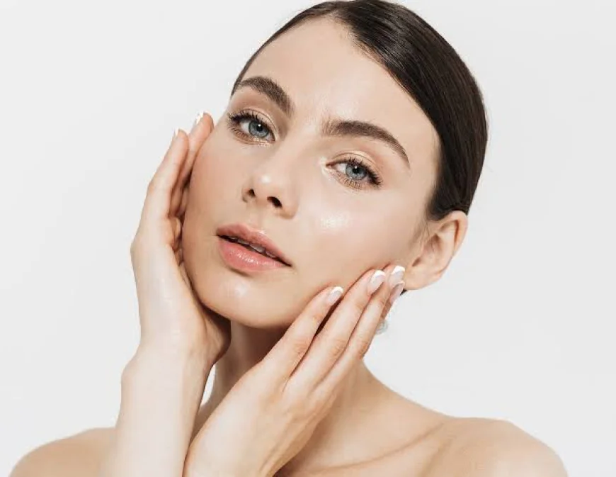 Chirurgie du Lifting à Paris : Des Techniques Modernes pour un Visage Rajeuni