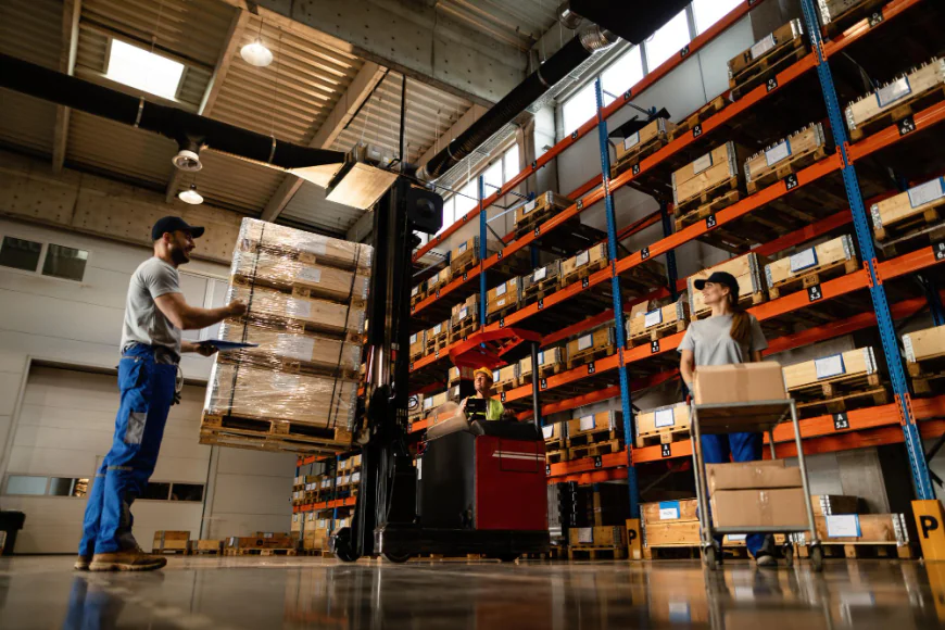 What Is the Difference Between a 3PL Warehouse and a Traditional Warehouse?