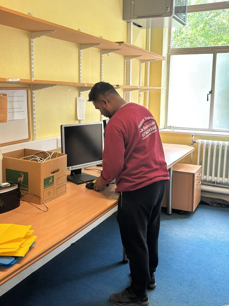 Office Movers London: How to Plan an Office Move With Zero Downtime