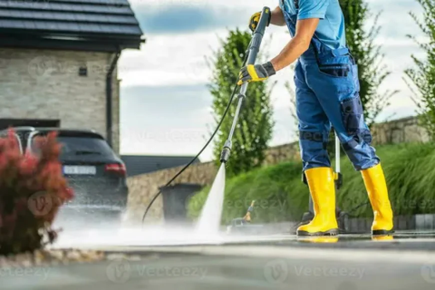 How to Find the Best Pressure Washing Service Near Me for a Cleaner Property ?