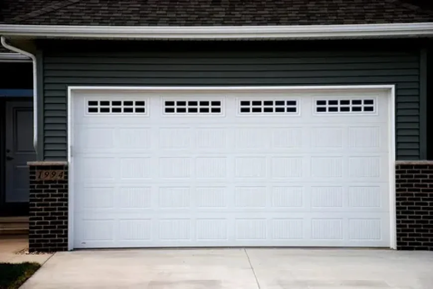 How to Find the Best Garage Door Supplier Near Me for Quality Products?