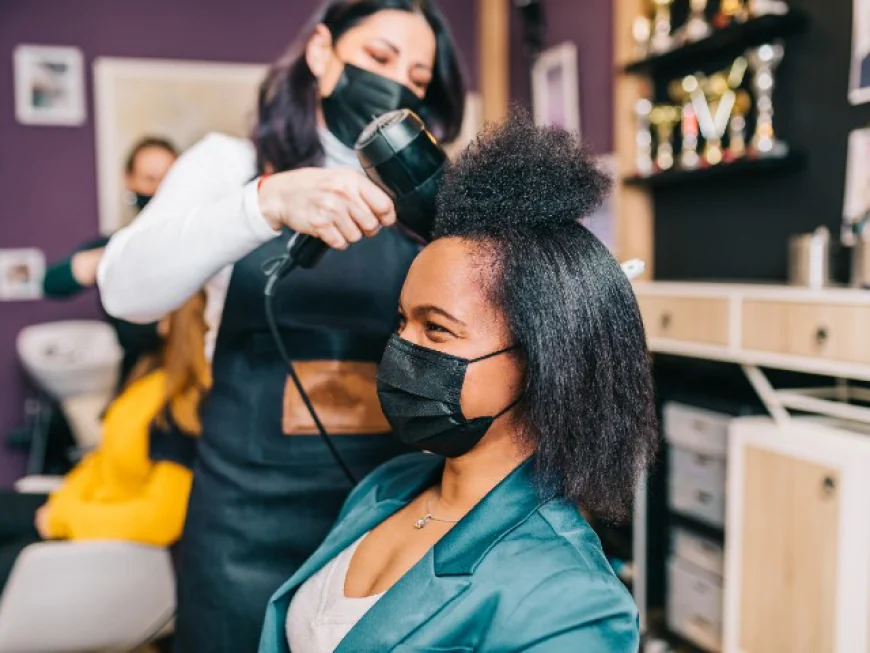 What to Expect at Your First Appointment with a Black Hair Stylist in Chicago