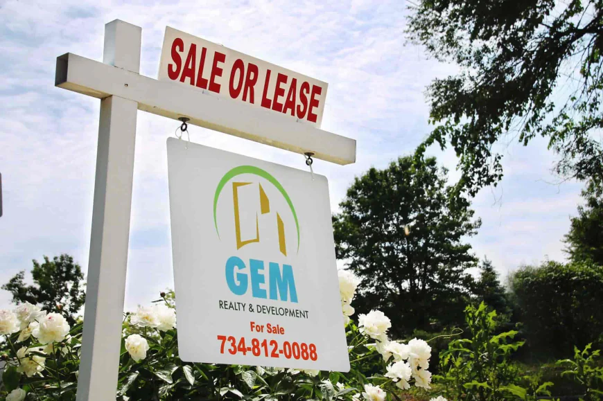 Homes for Sale Near Hillside Middle School Northville MI | Local Real Estate Listings