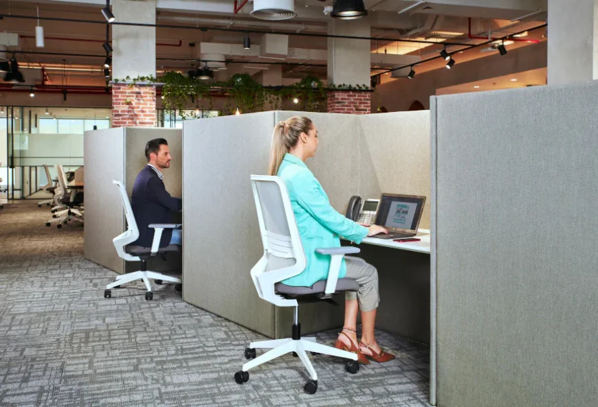 Dedicated Desk Coworking Space: A Flexible Way to Work in Ras Al Khaimah