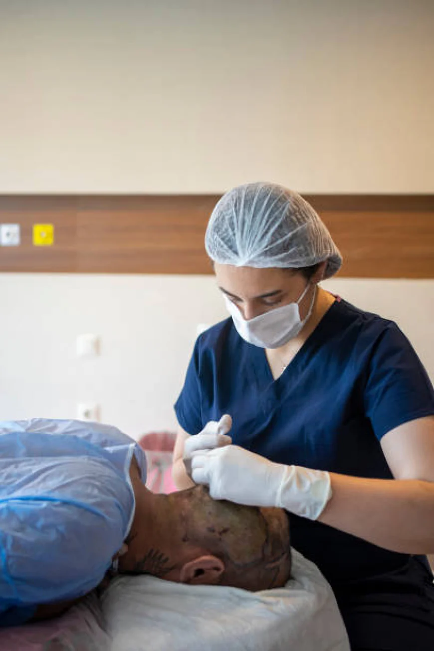 Can Scarless Hair Transplant in Dubai Treat Early Baldness