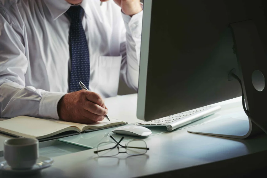 How Legal Outsourcing Services Support Faster eDiscovery and Document Review