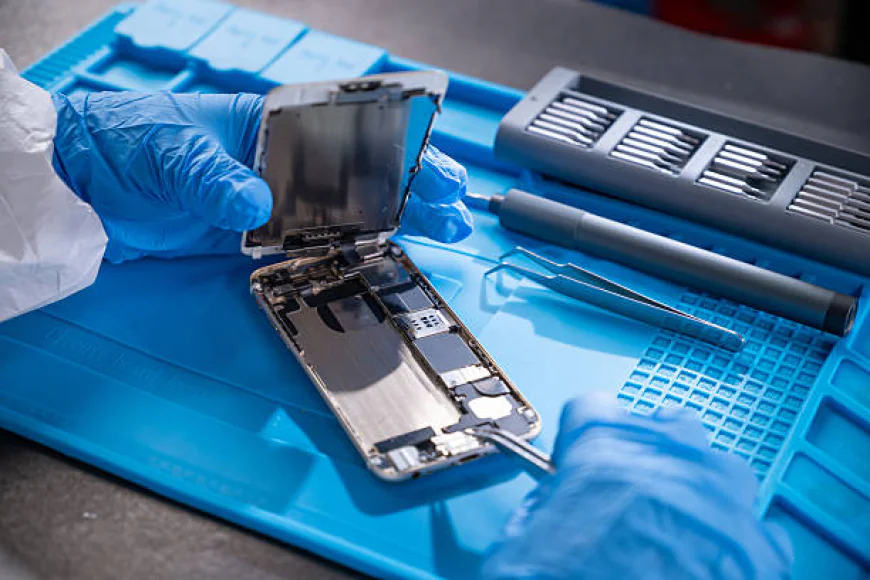 Trusted Mobile Repair Shop in Strood for Fast and Reliable Phone Repairs