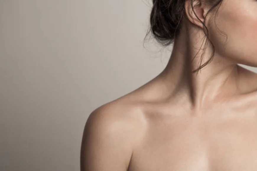 Does Neck Lift Surgery help reduce visible neck bands