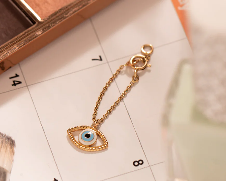 How Do You Turn Your Everyday Moods Into a Charm Set That Feels Personal