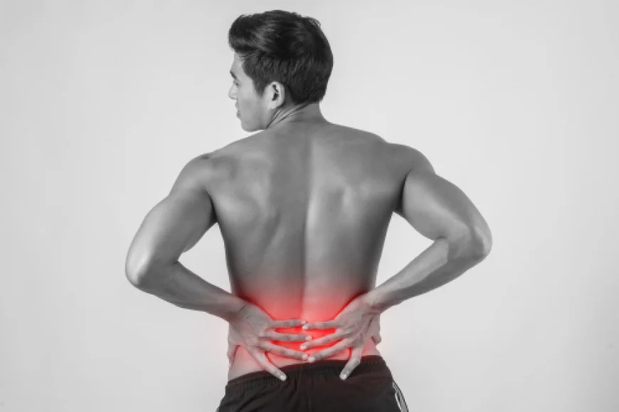 When Is Back Pain a Sign That You Need to See a Spine Specialist?
