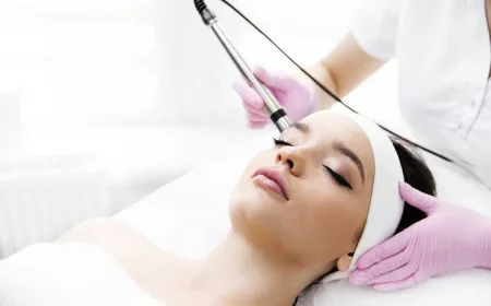 What makes Pico laser treatment popular for skin renewal?