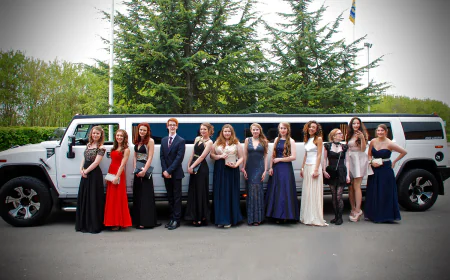 A Parent’s Guide to Planning Safe and Memorable Prom Transportation
