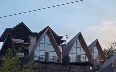 How to Choose the Best Resorts in Rudraprayag for a Peaceful Himalayan Stay