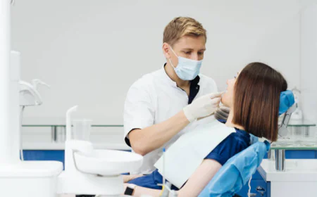 Cosmetic Dentistry: A Guide to Smile Makeovers