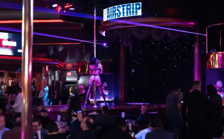 Experience the Vibrant Nightlife of Las Vegas