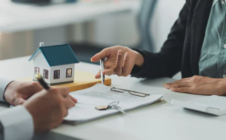 How a Notary Helps with Real Estate Transactions in British Columbia
