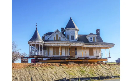 Expanding Your Home With House Lifting Services: What to Consider Before You Build Up