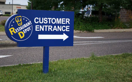 How to Choose the Best Outdoor Business Signs for Your Location