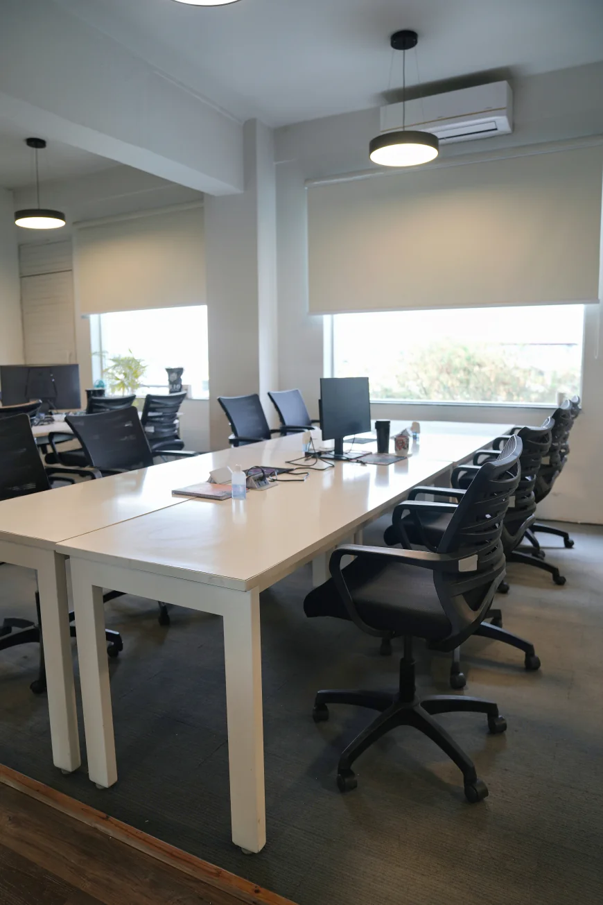 How a Virtual Office Helps Businesses Build a Professional Image?