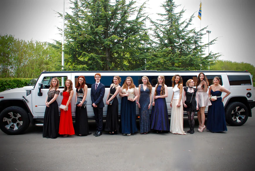A Parent’s Guide to Planning Safe and Memorable Prom Transportation