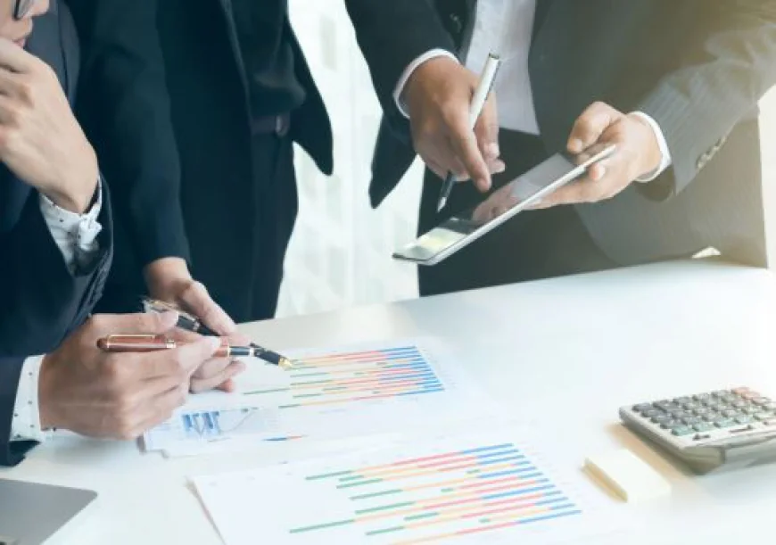 The Importance of Reviewing Your Financial Plan Regularly