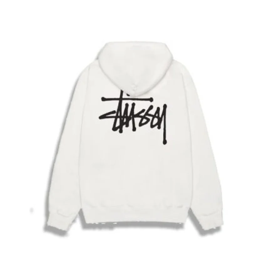 How Pull Stussy Creates Effortless Streetwear Looks