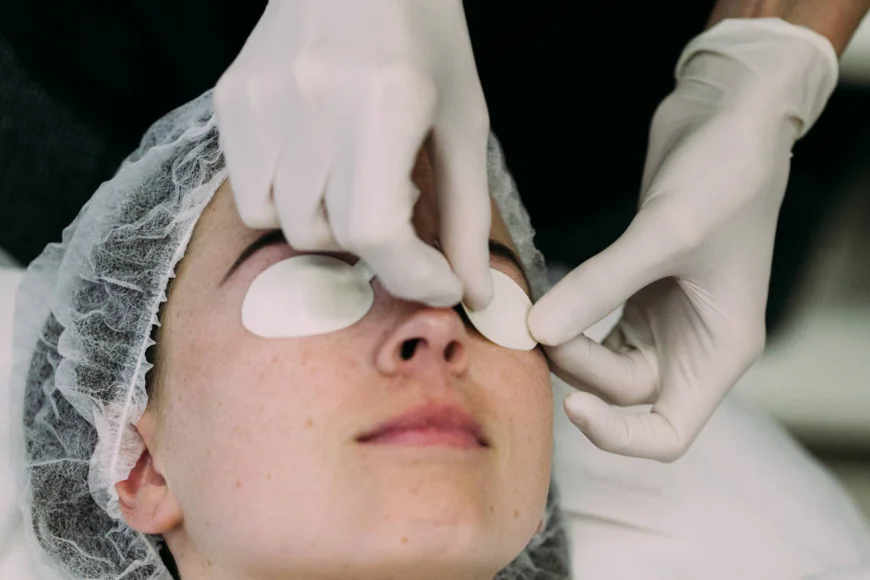 Who May Benefit From Erbium Peeling in Jeddah?