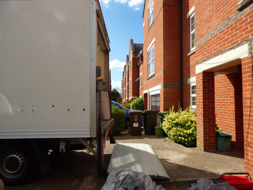 Removals Hertfordshire: Best Towns for London Commuters