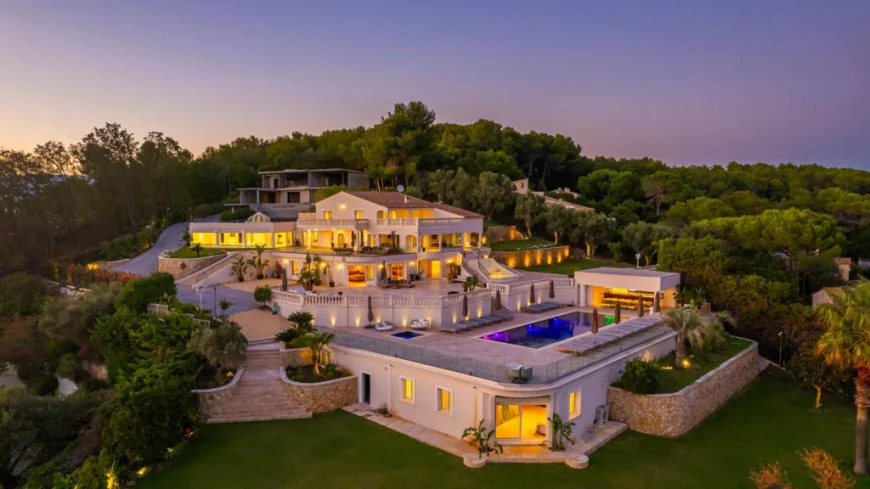 Need Restaurants Reservations in Cannes? Here’s What Actually Works