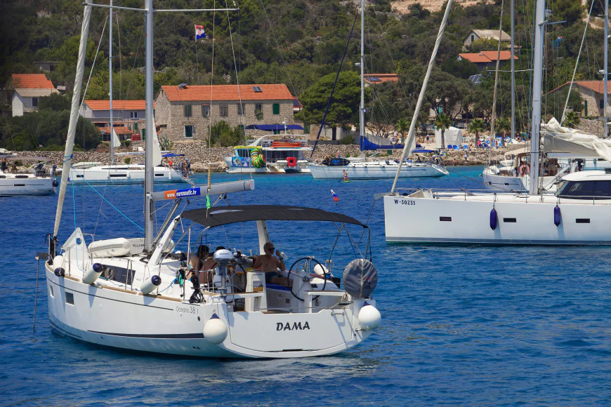 How Seasonal Conditions Influence Mediterranean Voyage Planning