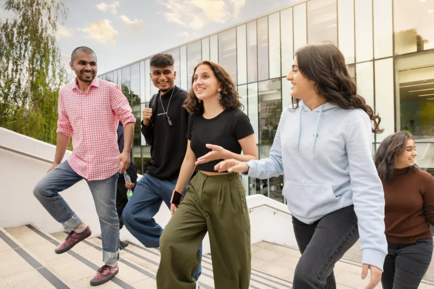 Kingston University Options for Flexible Study Routes