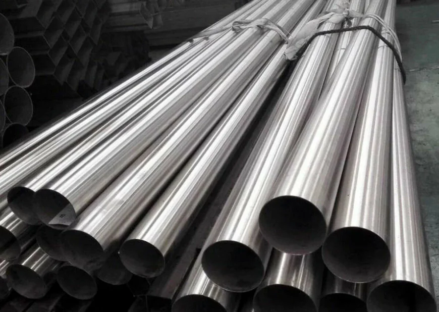 6 Factors to Consider When Choosing the Right Stainless Steel Seamless Pipe