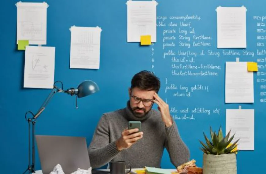 Digital Distractions and the Battle for Your Attention
