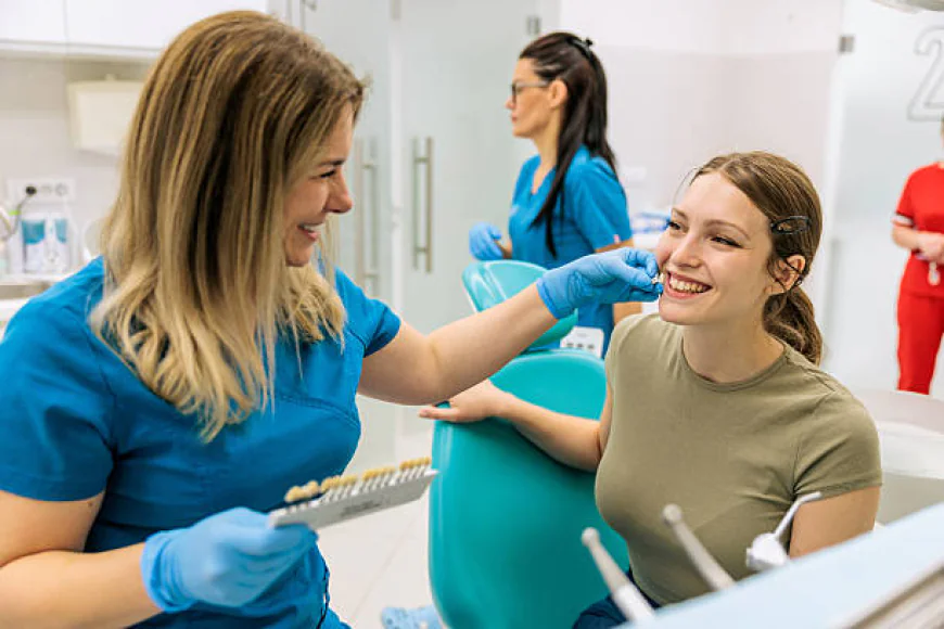 Porcelain vs Composite Veneers: Cost Comparison