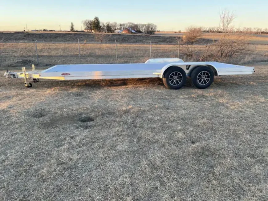 How to Choose the Right Aluminum Equipment Trailer for Farm and Machinery Transport
