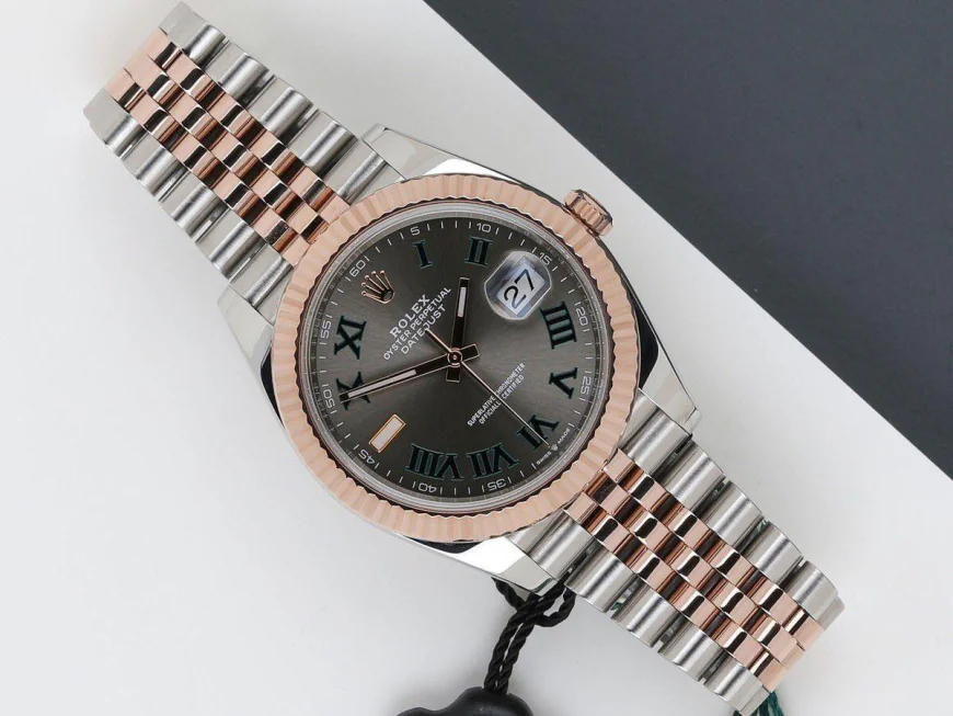 First Copy Watches: How to Choose a Watch for Everyday Wear