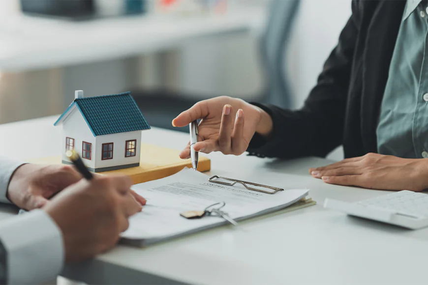 How a Notary Helps with Real Estate Transactions in British Columbia